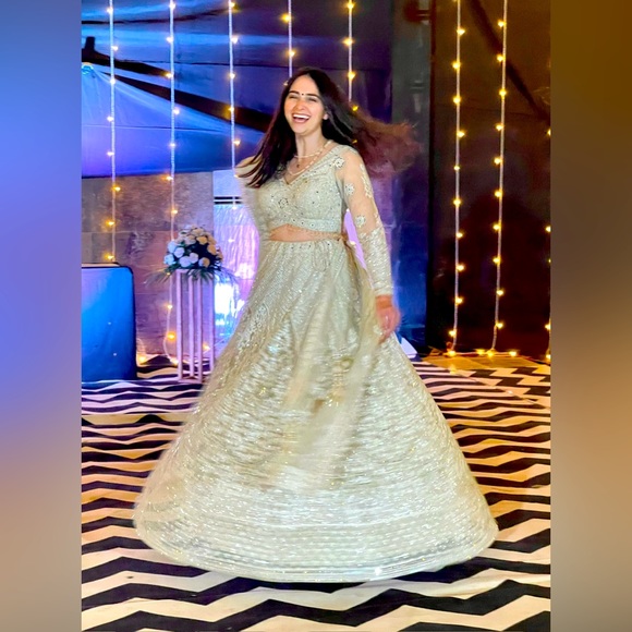 chianya choli lehenga - Picture 1 of 5
